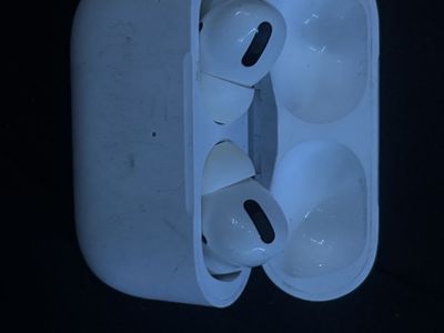Apple AirPods Pro (2nd generation)