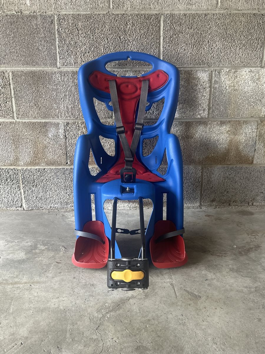 Child Bike Seat - Rear Mount, Blue/Red with Harness