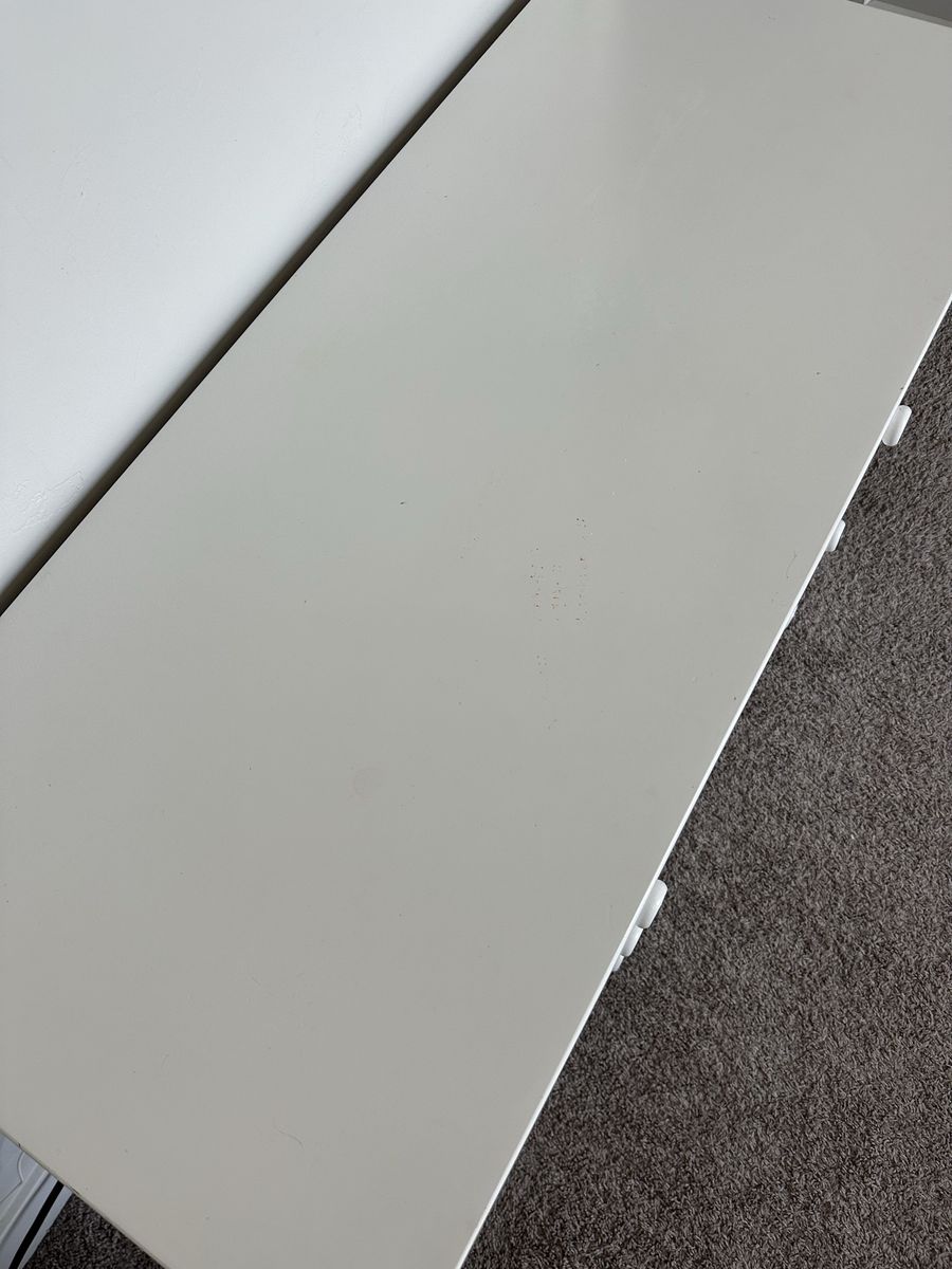 Main image 3