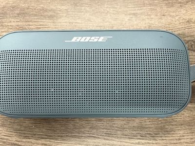 BOSE SOUNDLINK FLEX BLUETOOTH SPEAKER