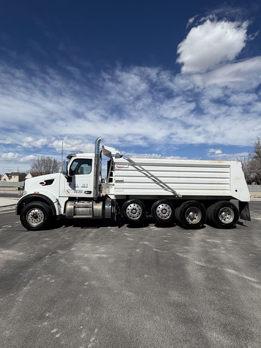 2018 Peterbilt 567 Dump Truck