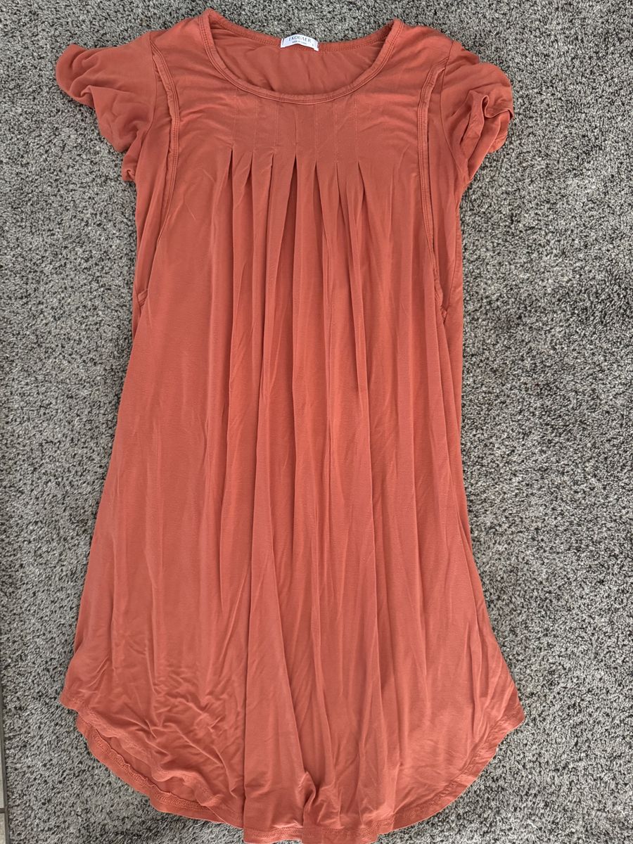 5 Nursing friendly dresses