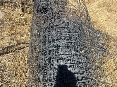 Galvanized Woven Wire Field Fence Roll - Used Barbed Wire Fencing. Net wire or field fence