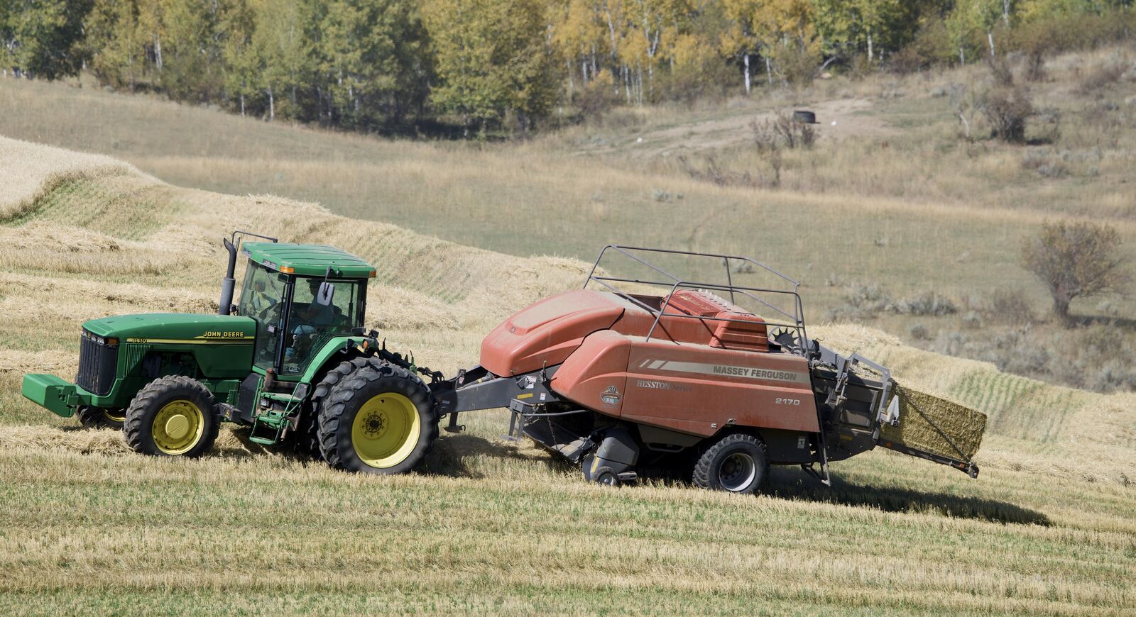2008 Massey Ferguson 2170 baler