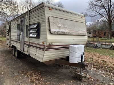 Sierra Travel Trailer 24ft