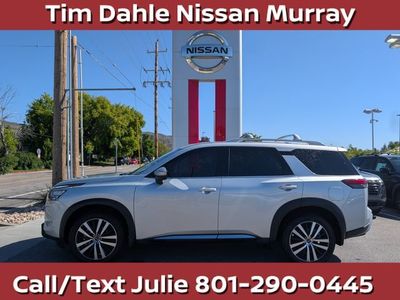 2025 Nissan Pathfinder Platinum