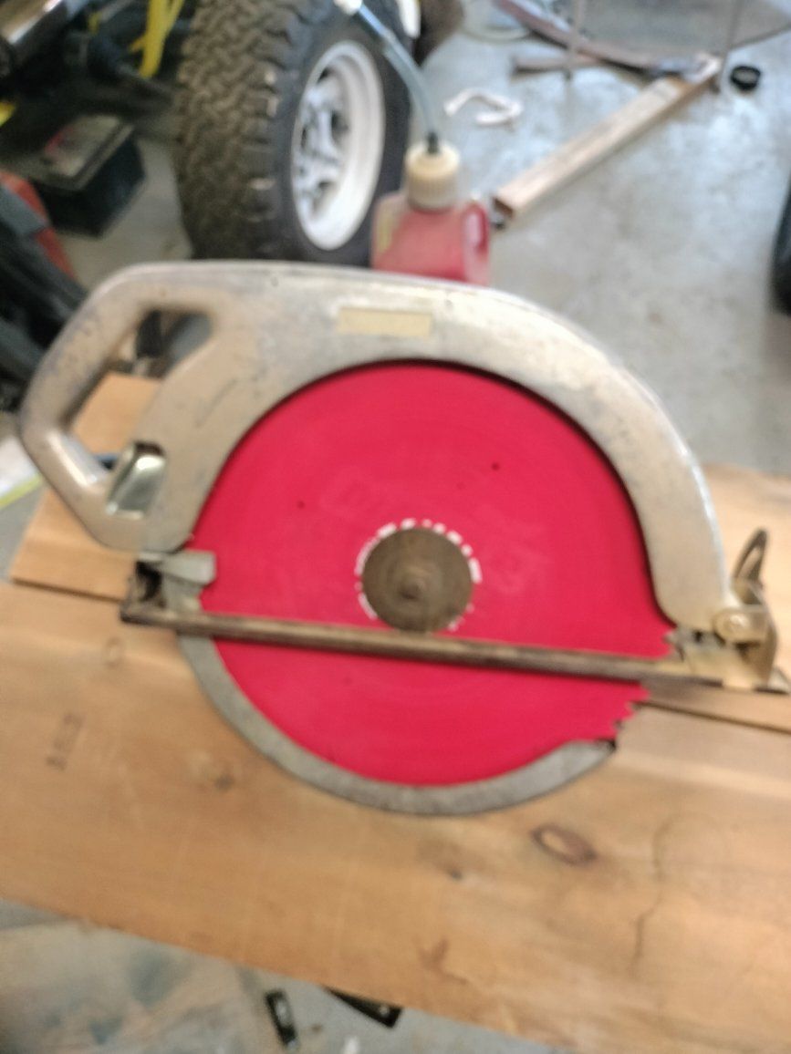 Makita circular beam saw
