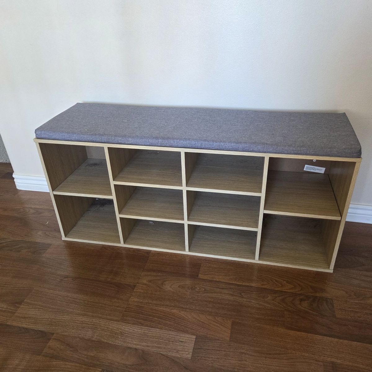 Shoe rack bench entry hall storage