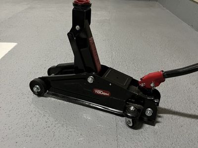 Hyper Tough Floor Jack 2 Ton