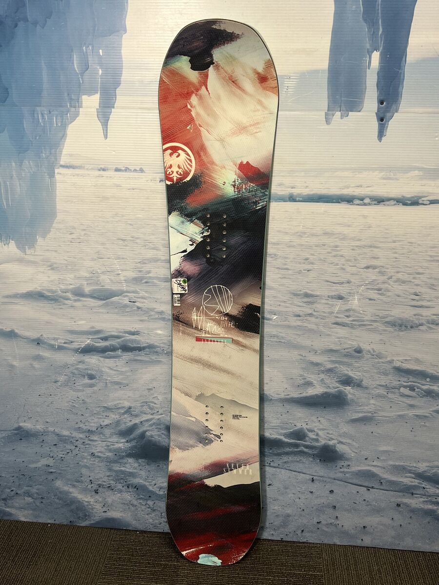 Used Never Summer Infinity Women's Snowboard 2022- 142CM