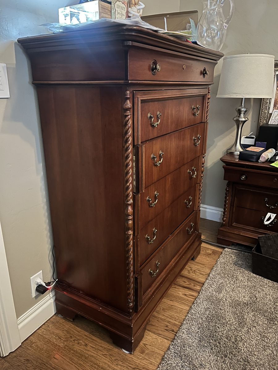 Mahogany Dresser