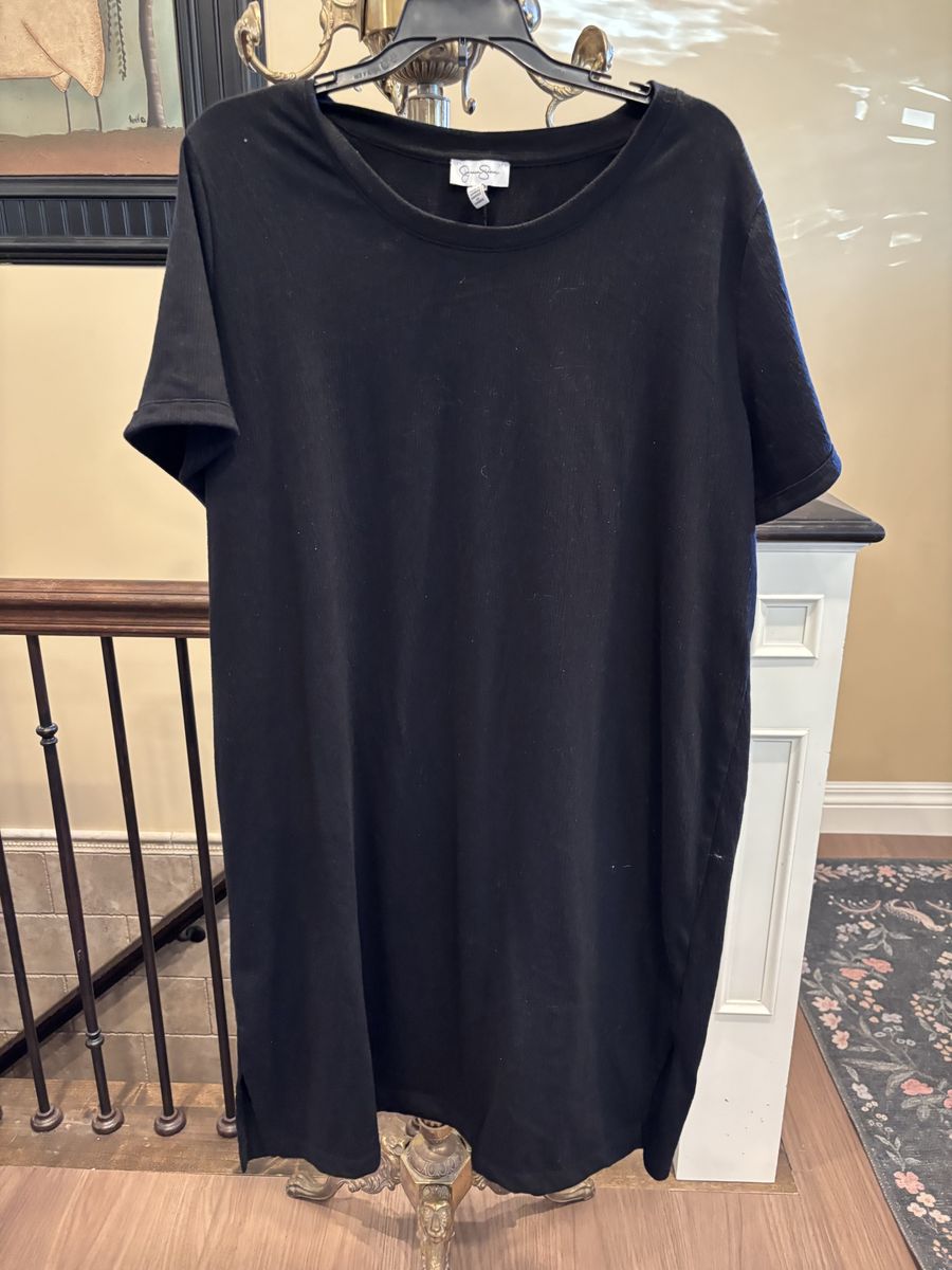Women’s XXL Black T-Shirt Dress.