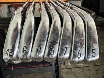Titleist T300 Golf Iron Set 5-P, 48 Degree Clubs w/stiff shafts