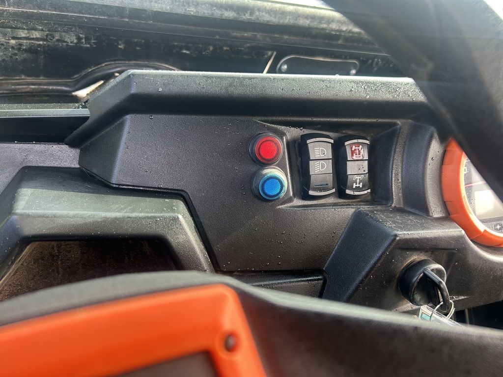 Main image 24
