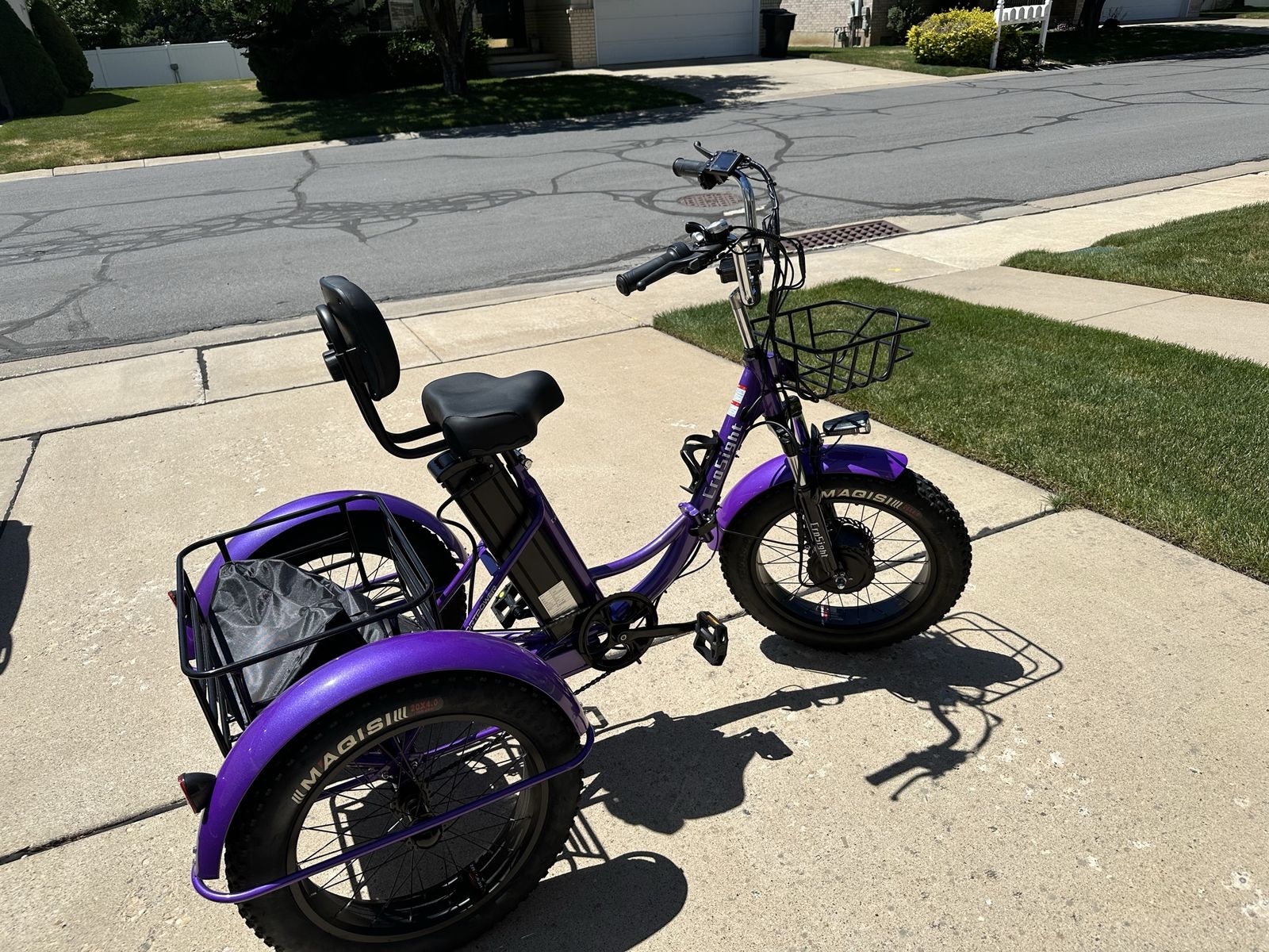 New CroSight Electric Tricycle