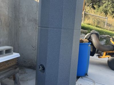 250 gallon water tank