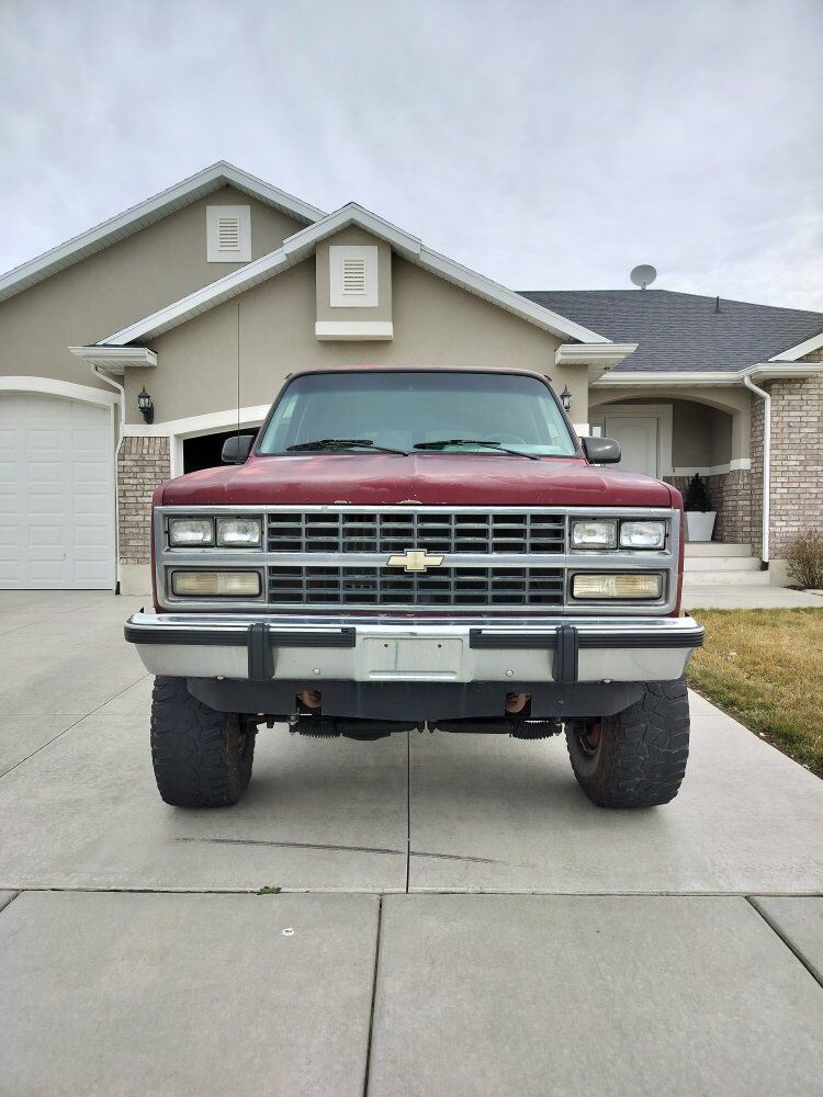 1991 CHEVROLET SUBURBAN