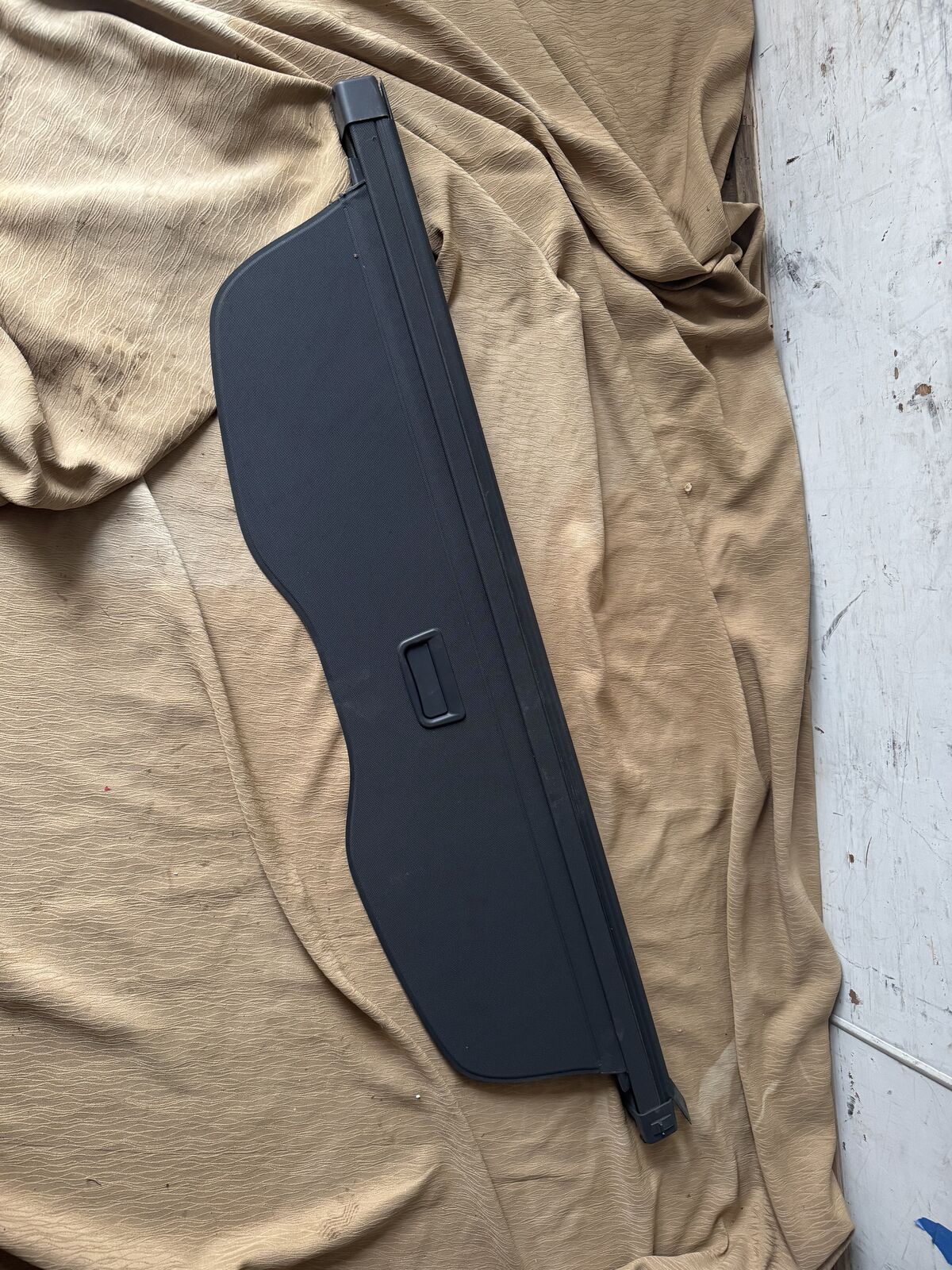 Volkswagen Touareg trunk cover