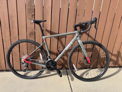 Intense 951 Carbon Gravel Bike (Medium)