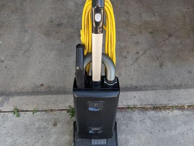Windsor Sensor S12 Commercial Vacuums