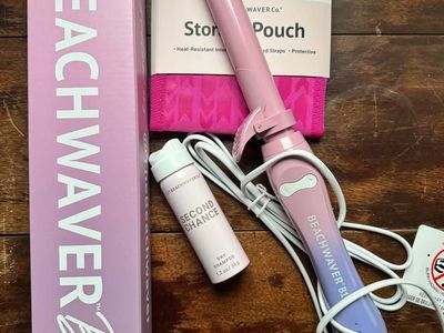 LIKE NEW Beachwaver B1 Curling Iron - with Storage Pouch + Box + travel Dry Shampoo