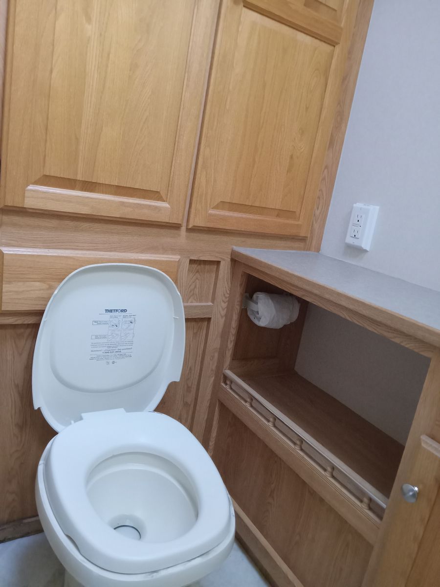 Main image 6