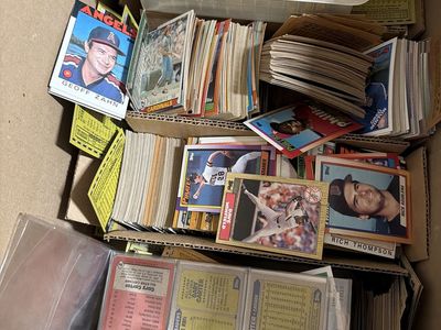Baseball cards mix