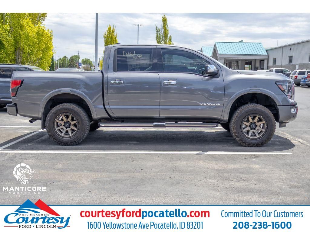 2023 Nissan Titan 