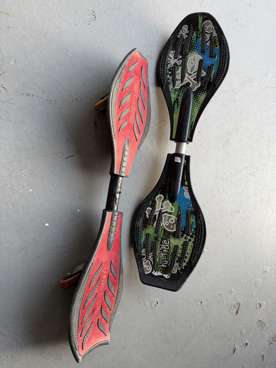 Ripstick Ripstik Razor caster scooter