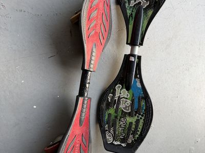 Ripstick Ripstik Razor caster scooter