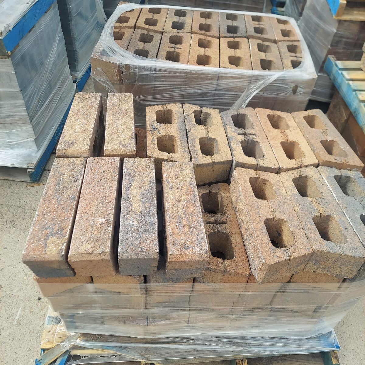 Main image 2