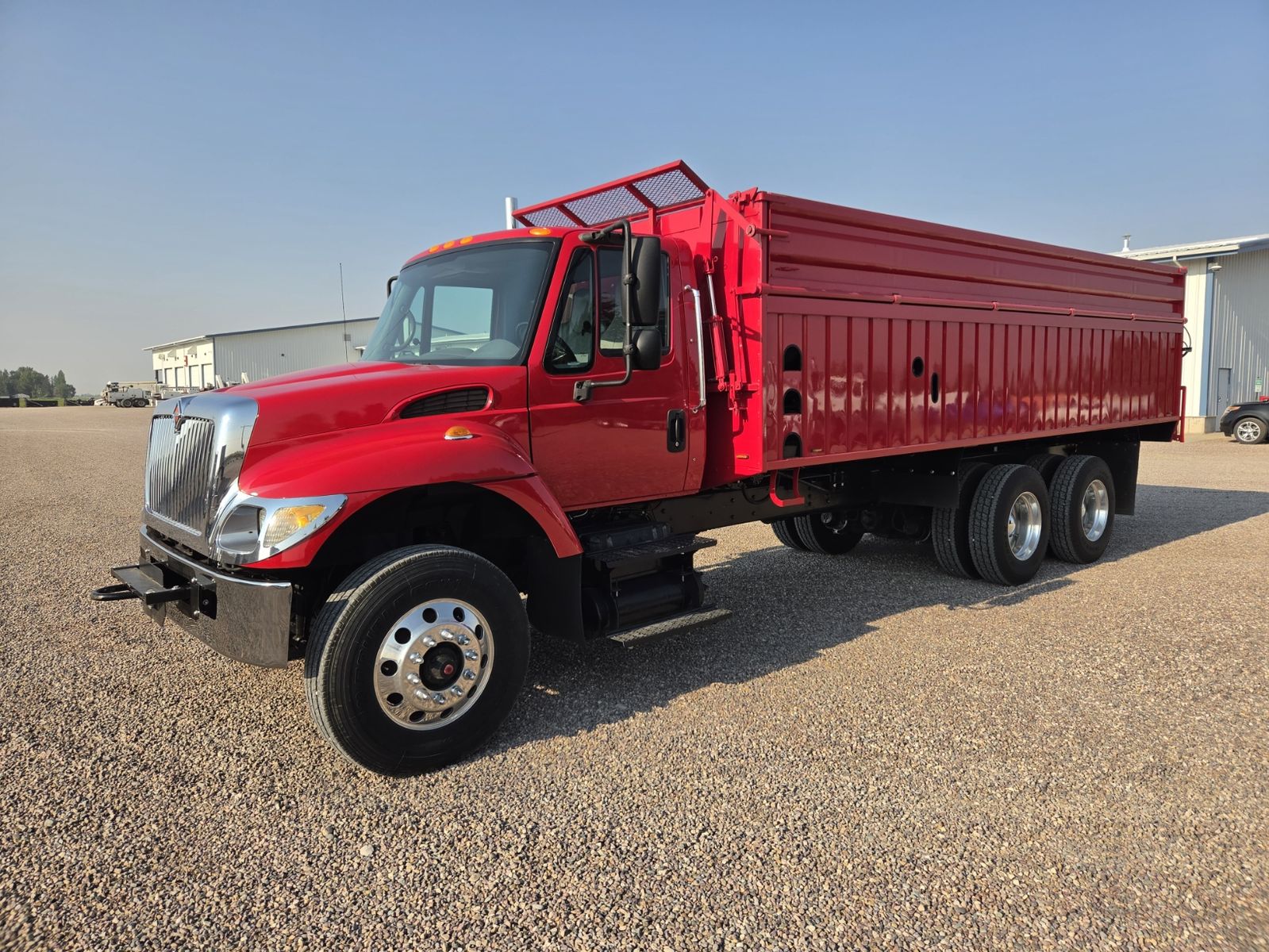 2005 INTERNATIONAL WORKSTAR 7400