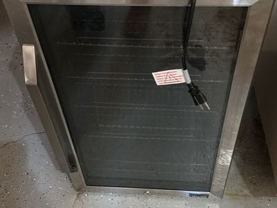 Stainless Steel Beverage Refrigerator with Glass Door