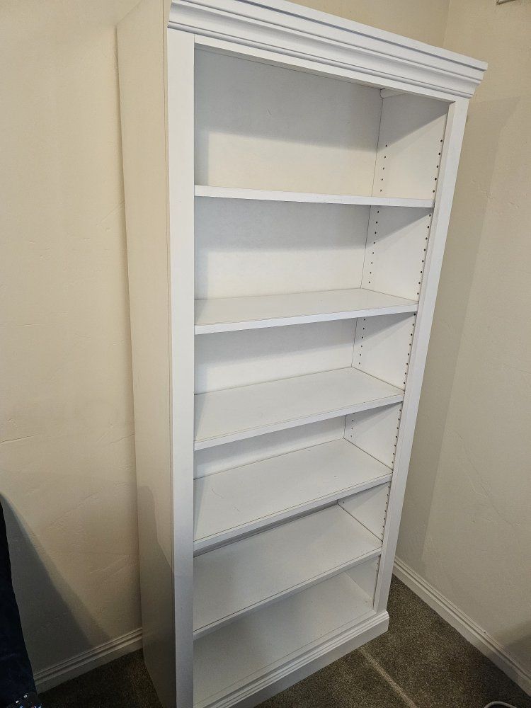 rc willey bookcase