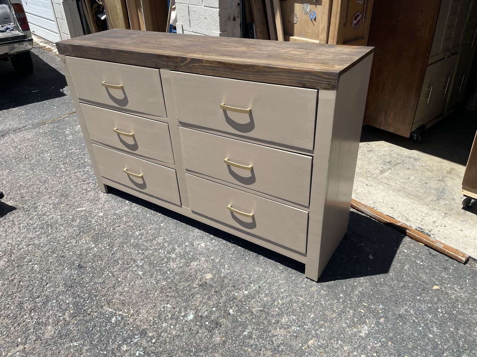 DRESSER 6 drawers