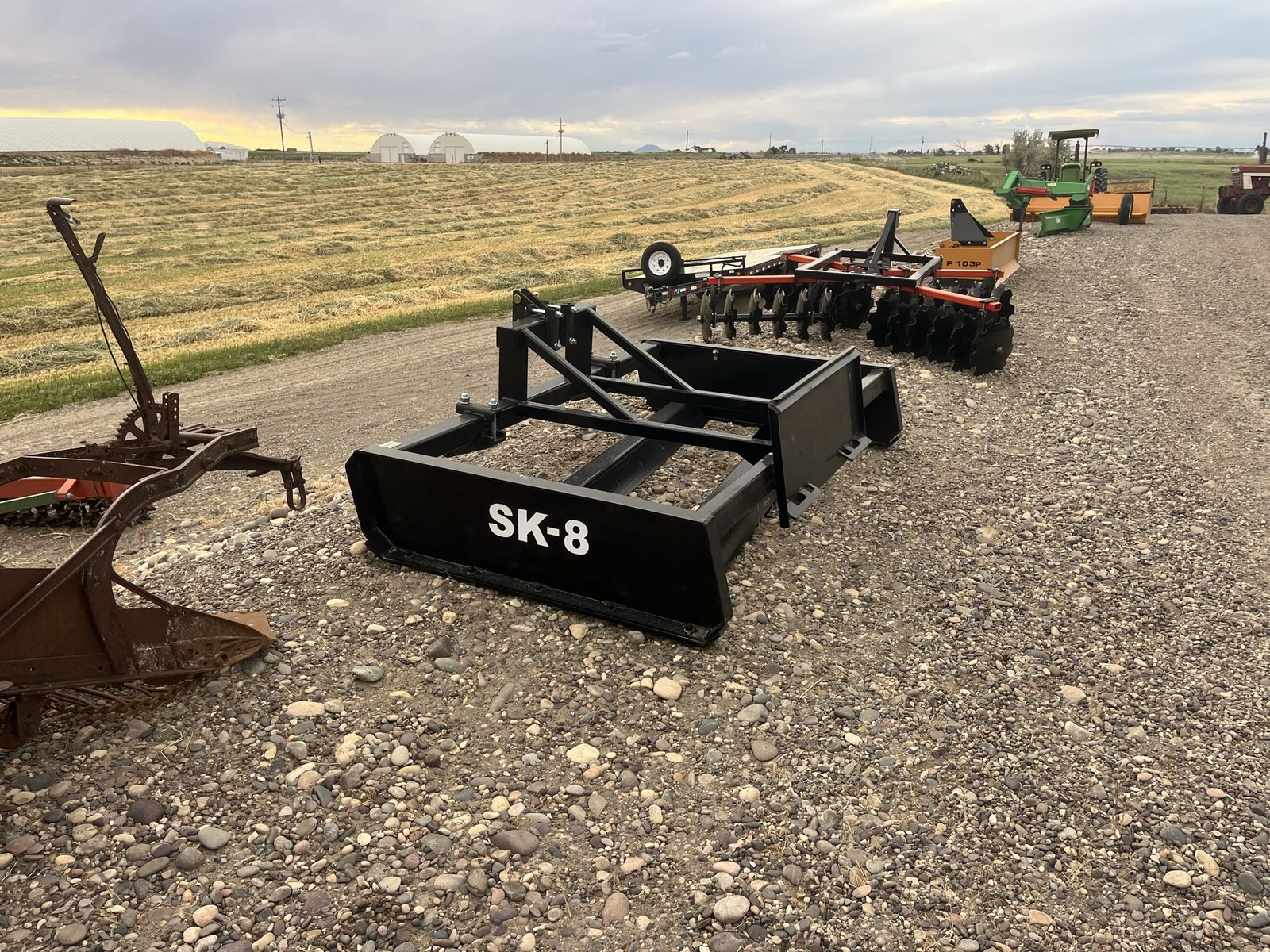 SK-8 Heavy Duty road leveler