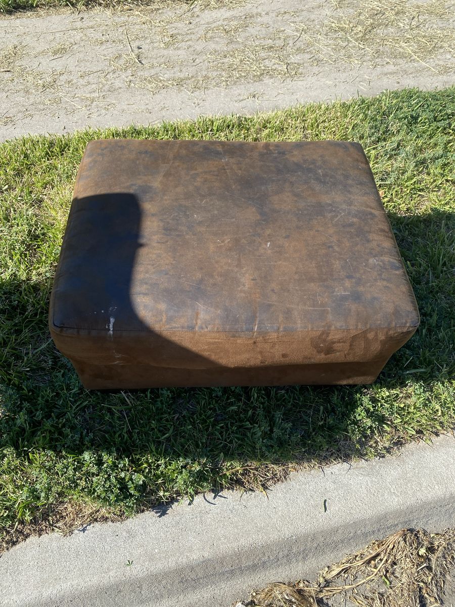 Free ottoman needs cleaning