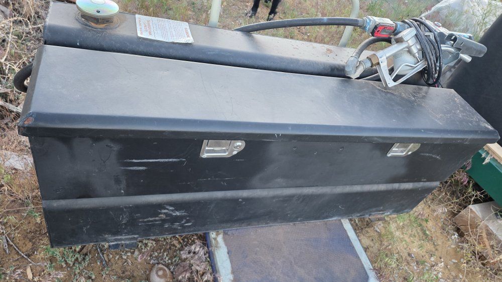 50 gal diesel tank with pump and toolbox