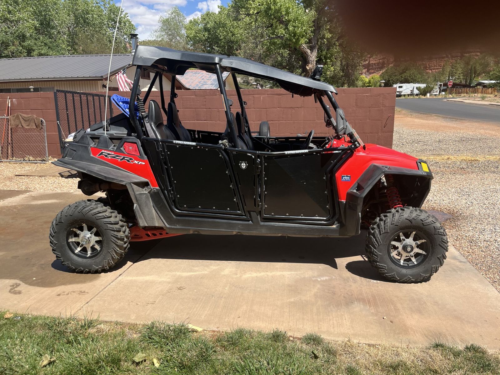 2012 Polaris RAZR XP 900  4 Seat