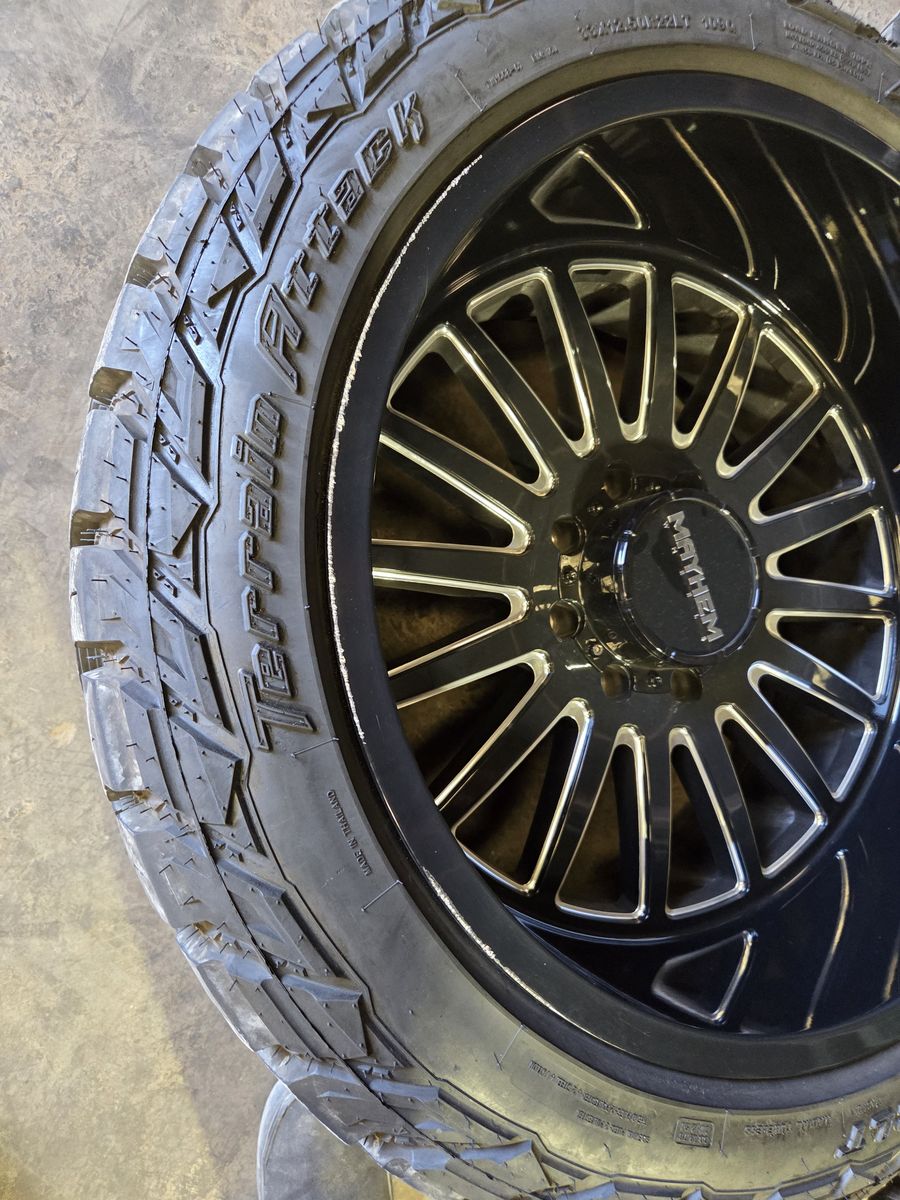 8x170 22" wheels with 33x12.50 tires set