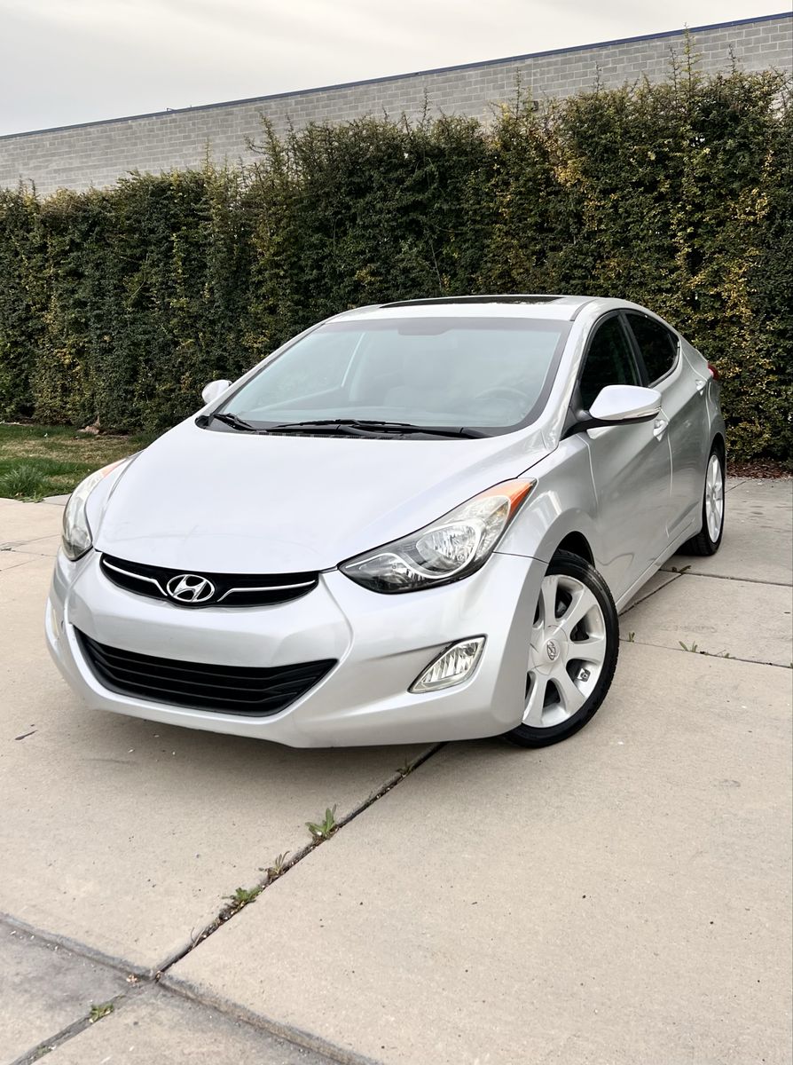 2012 Hyundai Elantra Limited