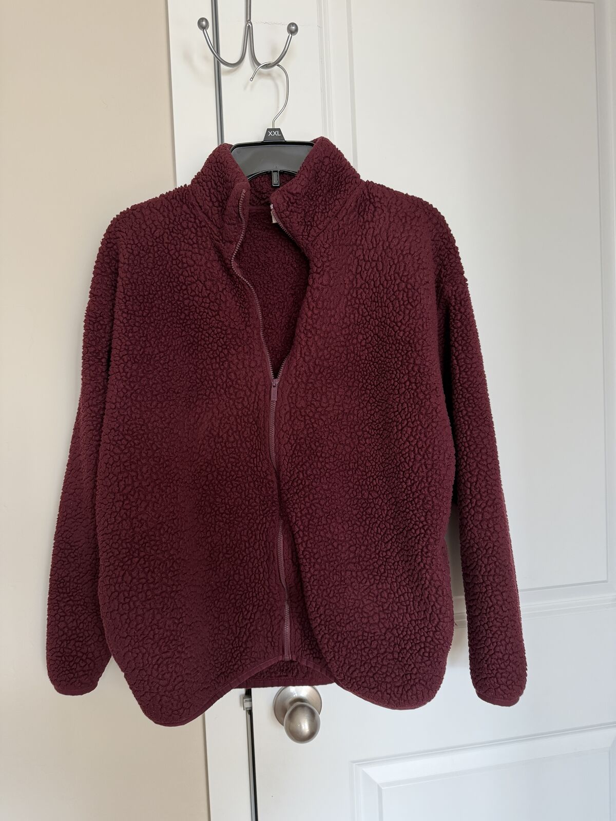VS PINK women's sherpa full zip up sweatshirt, Size S, EUC, Burgundy