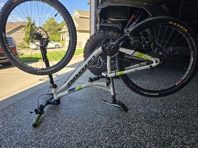 2012 - 15 Cannondale Scapel Mountain Bike - White/Green, Full Suspension, Maxxis/DT Swiss Wheels