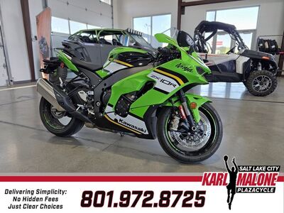 2025 Kawasaki ZX1002LSFAN