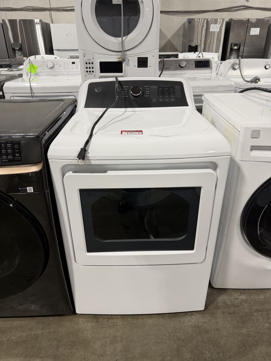 HUGE SAVINGS NOW! GE WHITE GAS DRYER- HURRY!
