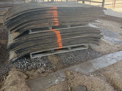 Heavy-Duty Rubber Stall Mats