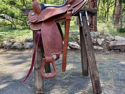 16” High Horse Oyster Creek Trail Saddle by Circle Y — Wide Tree