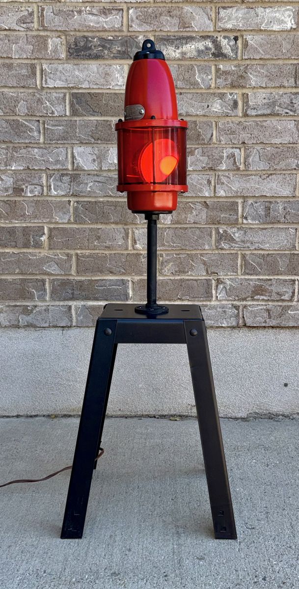 Vintage Federal Beacon Ray 27-S Rotating Red Emergency Light
