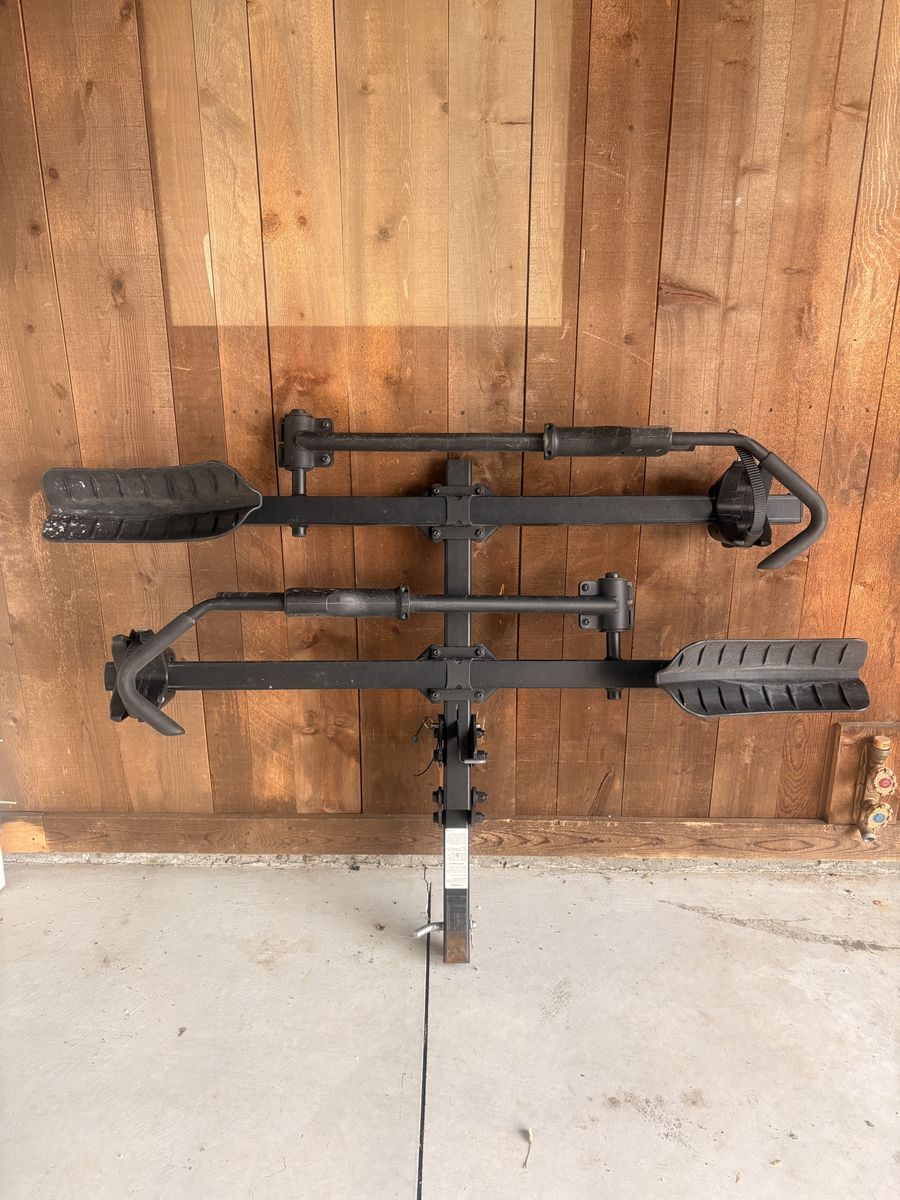 Thule 2-Bike Hitch Mount Platform Rack