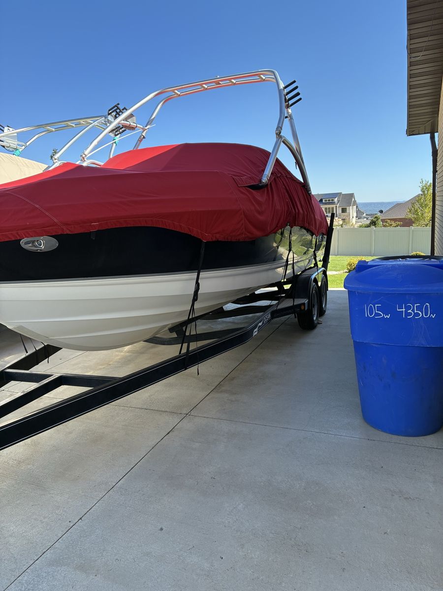 2005 Chaparral 230ssi